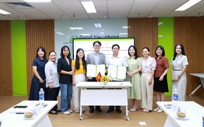 Chủ tịch Liên hiệp các tổ chức hữu nghị thành phố thăm và làm việc với  một số Tổ chức phi chính phủ nước ngoài (NGOs)